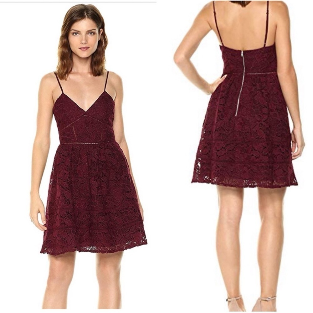 BNWT BB DAKOTA L Sutton Elegant Maroon Lace Dress size 8 retail $184